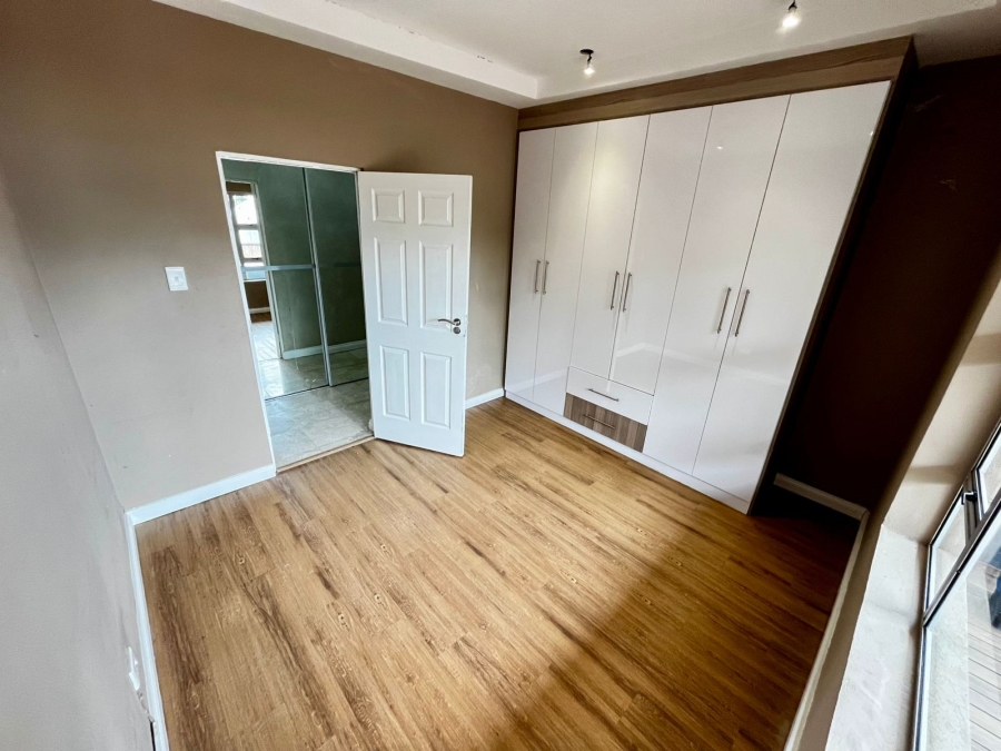 To Let commercial Property for Rent in Vincent Eastern Cape